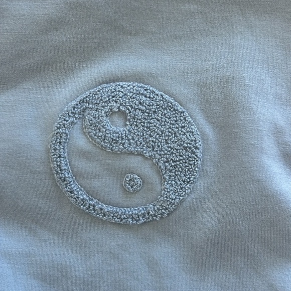 Gray Women's Sweatpants and Sweatshirt Set EUC - Picture 16 of 16